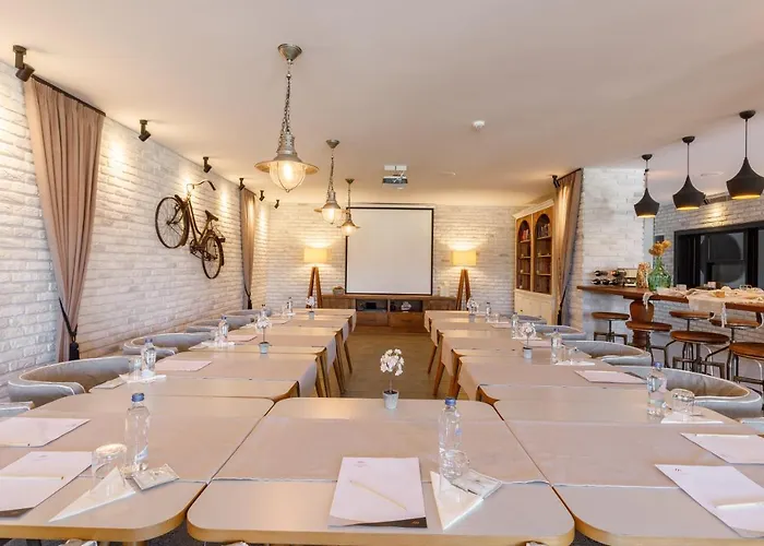 Port Ladera - Adult Only Hotel