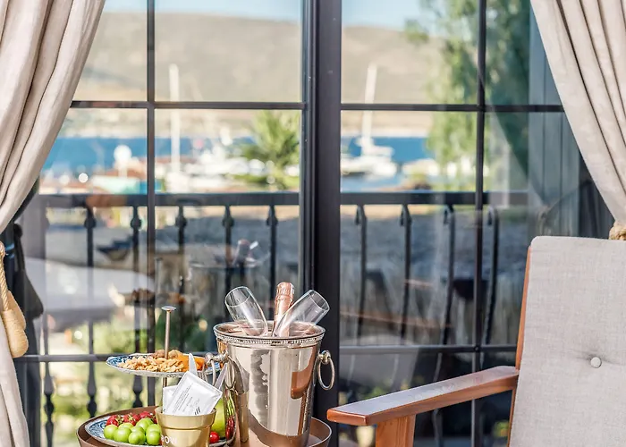 Port Ladera - Adult Only Hotel 3*