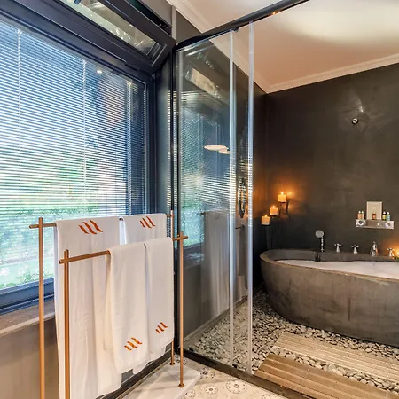 Port Ladera - Adult Only